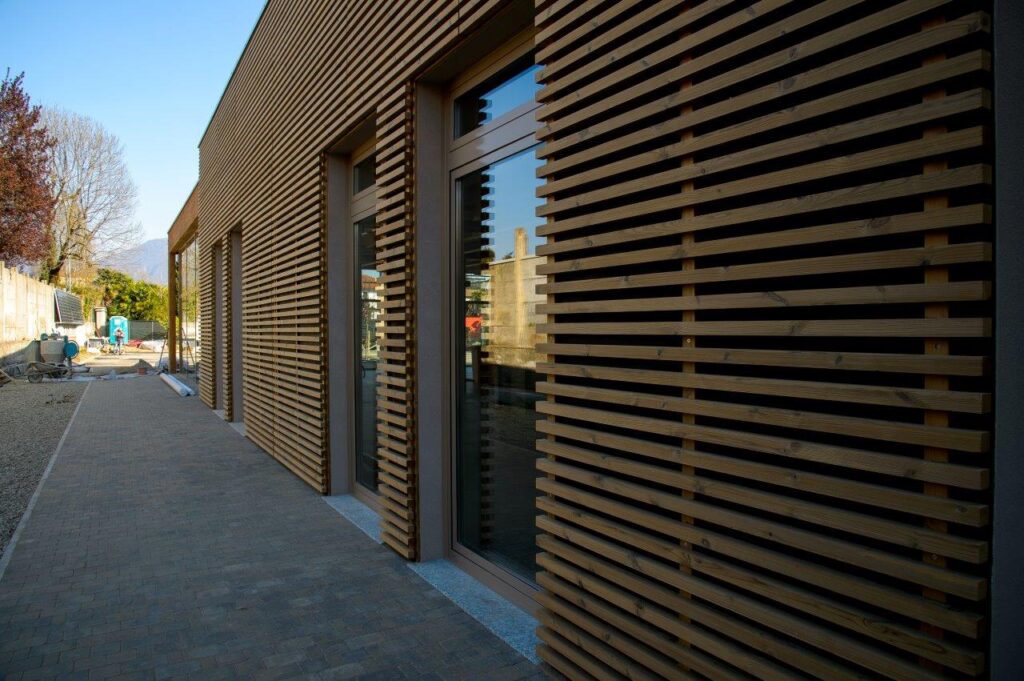 supermercato bio naturasi verbania listelli di legno