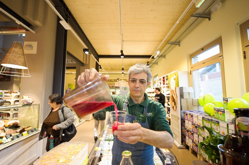 supermercato biologico biodinamico realizzato in bioedilizia