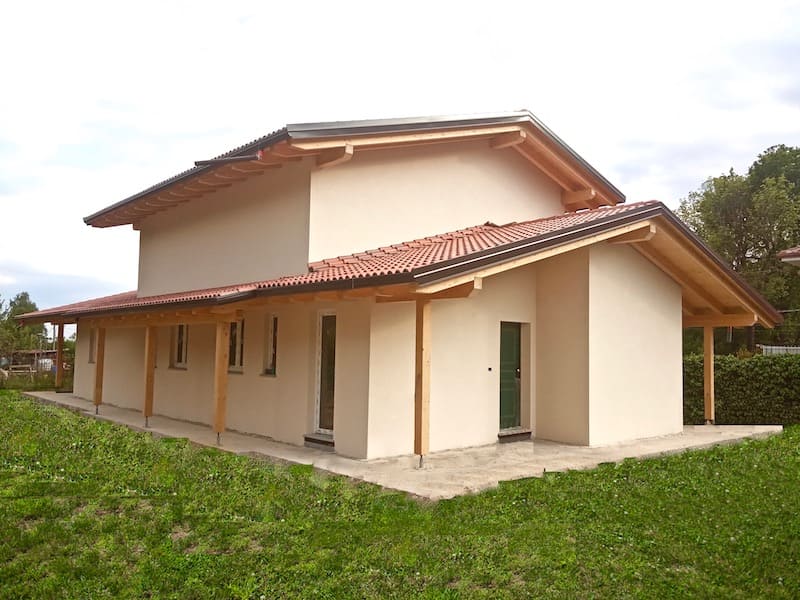 casa in legno a due piani a torino cafasse bioedilizia