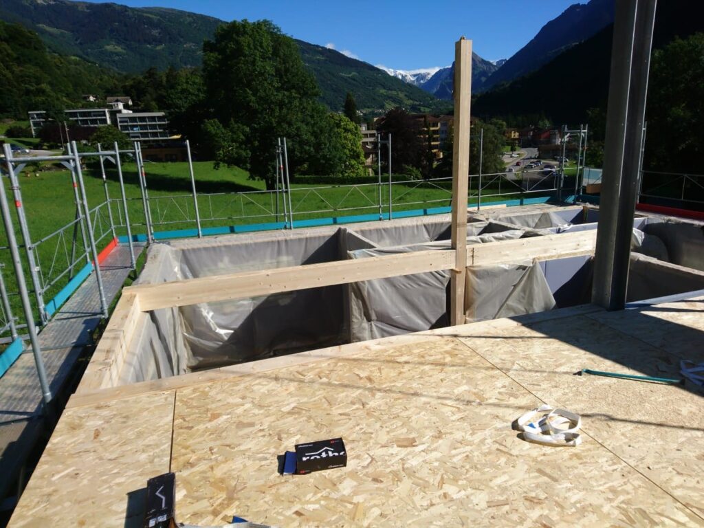 casa in legno prefabbricata posa solaio acquarossa