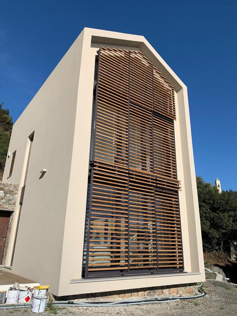 rivestimento facciata con listelli di legno