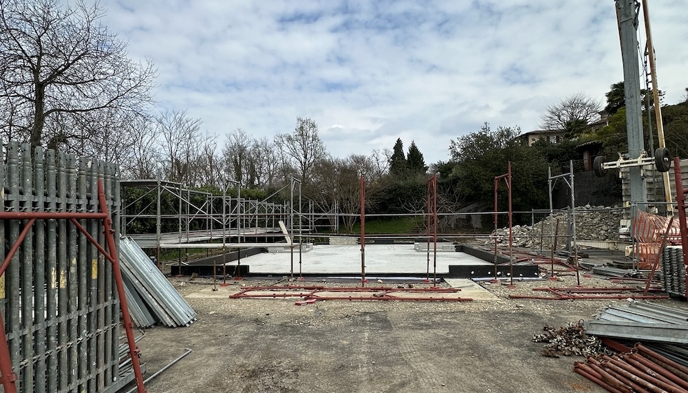 platea con cordolo villa in legno e lolla di riso