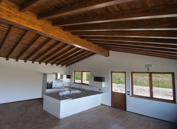 Villa legno gignese interni legno a vista