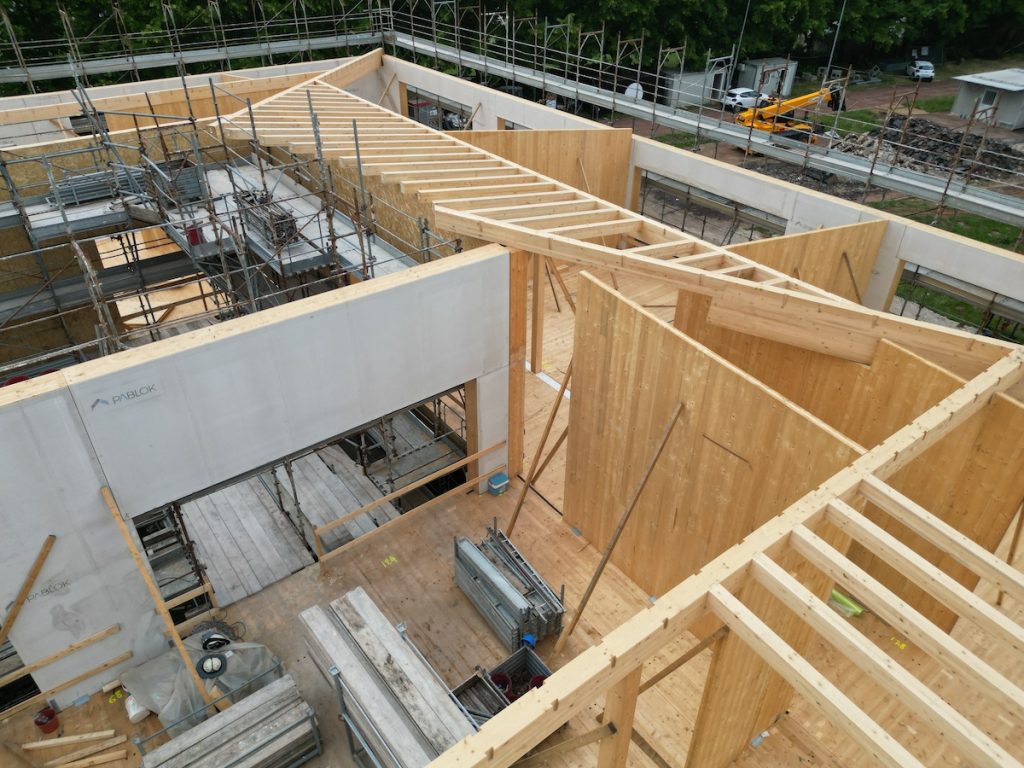 Scuola in legno e paglia brescia pablok nzeb certificata leed